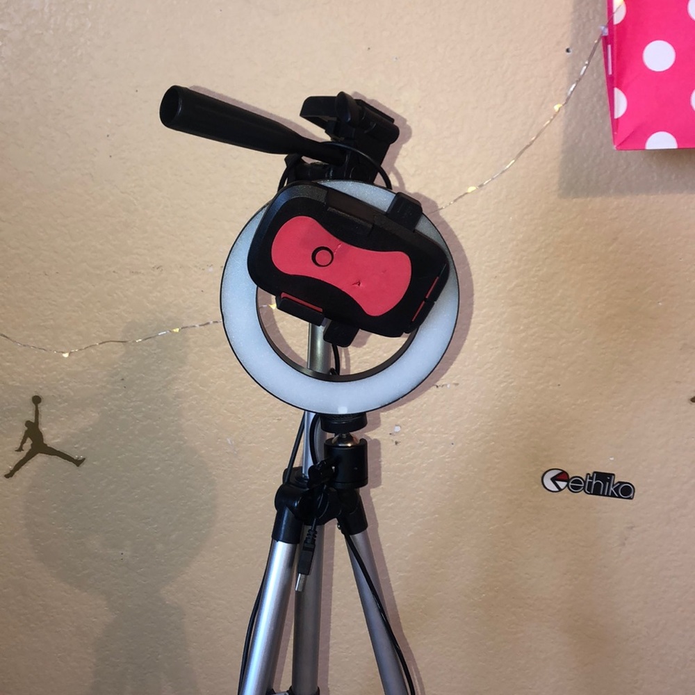 B-Land 5.7” Ring Light with Tripod Stand✨